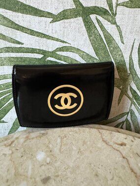 Vintage Chanel Black Leather CC Logo Wallet